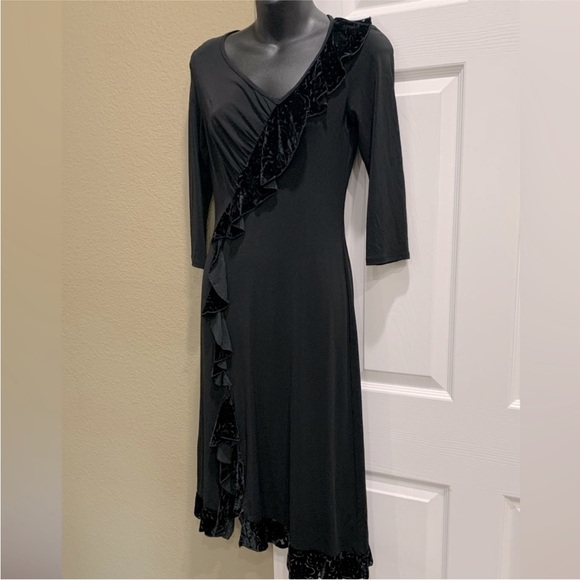 bebe Dresses & Skirts - Elegant Black Runway  Dress size 8